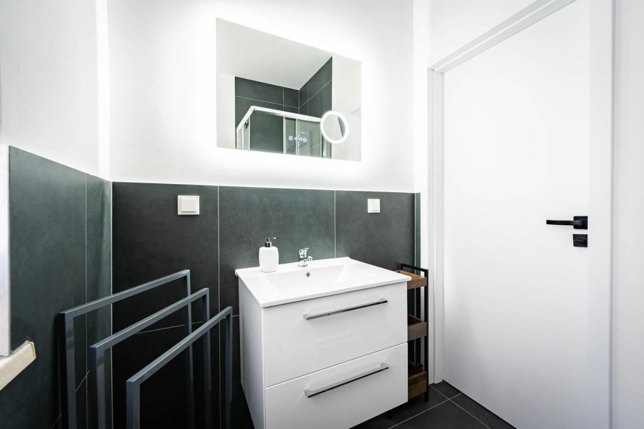 Apartmento Blue Magdeburg - Zentral - Wifi - Netflix المظهر الخارجي الصورة